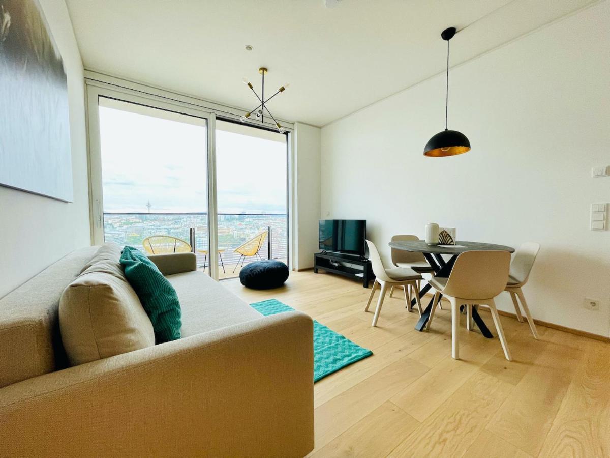 Triiiple Level 20 - Sonnenwohnen Apartment Mit Parkplatz Und Fantastischem Ausblick Viyana Dış mekan fotoğraf