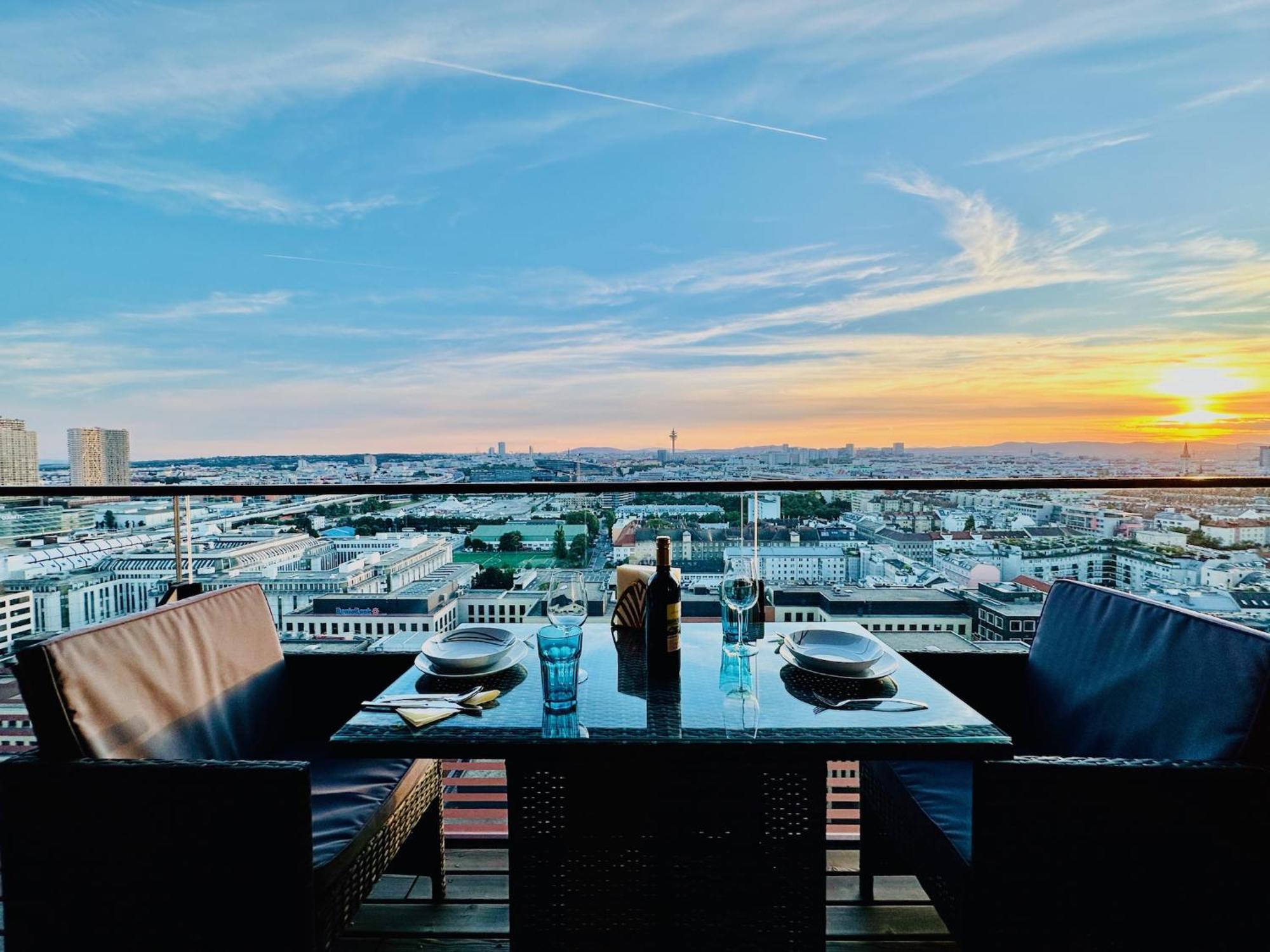 Triiiple Level 20 - Sonnenwohnen Apartment Mit Parkplatz Und Fantastischem Ausblick Viyana Dış mekan fotoğraf