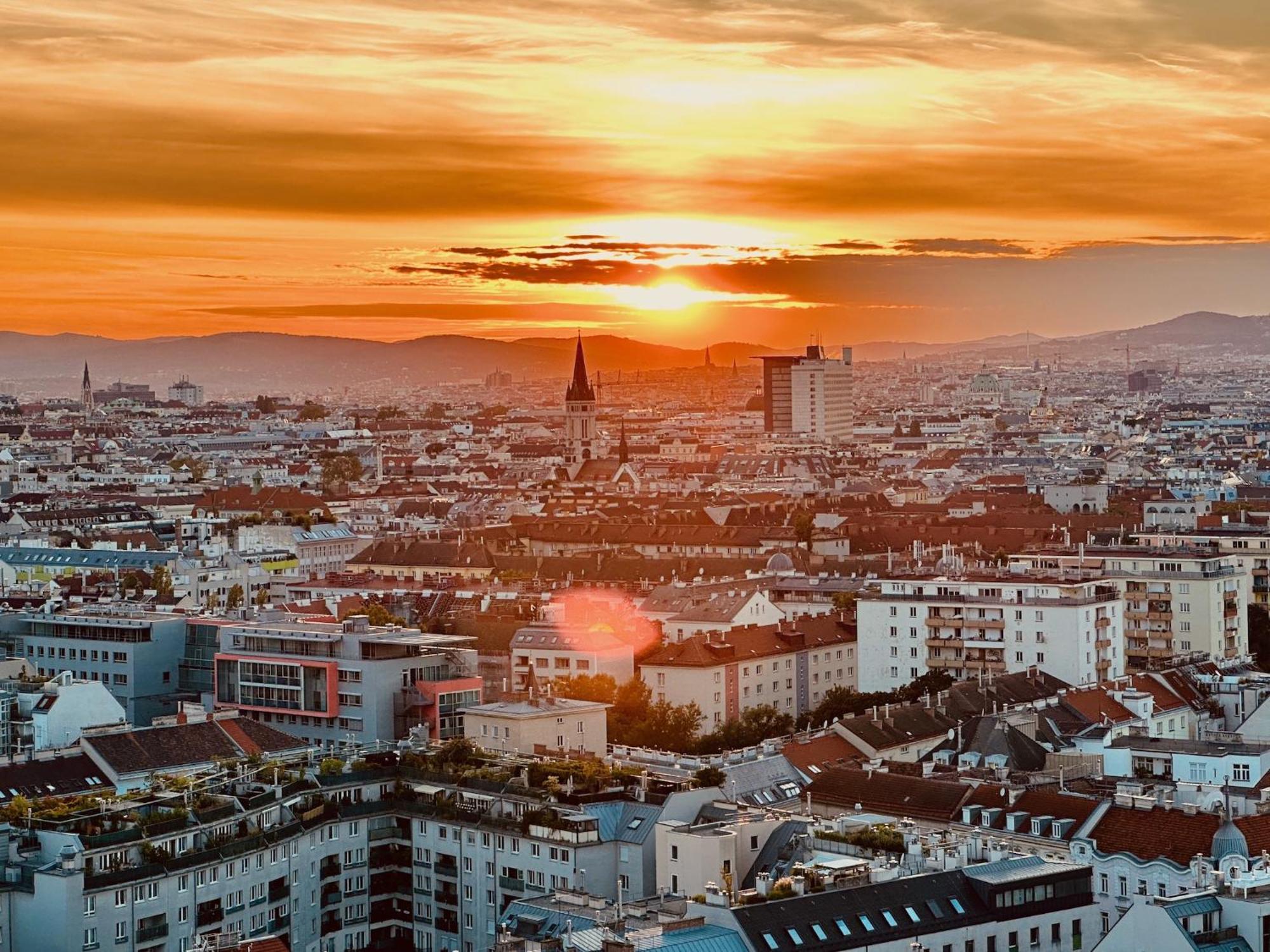 Triiiple Level 20 - Sonnenwohnen Apartment Mit Parkplatz Und Fantastischem Ausblick Viyana Dış mekan fotoğraf